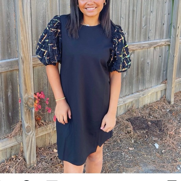 THML TEXTURED PUFF SLEEVE DRESS BlACK - Picture 7 of 7